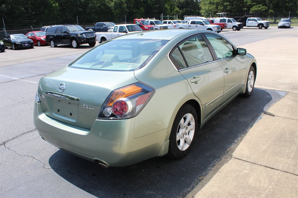 2008 Nissan Altima - $7,900