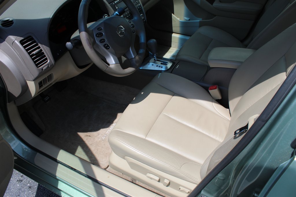 2008 Nissan Altima - $7,900