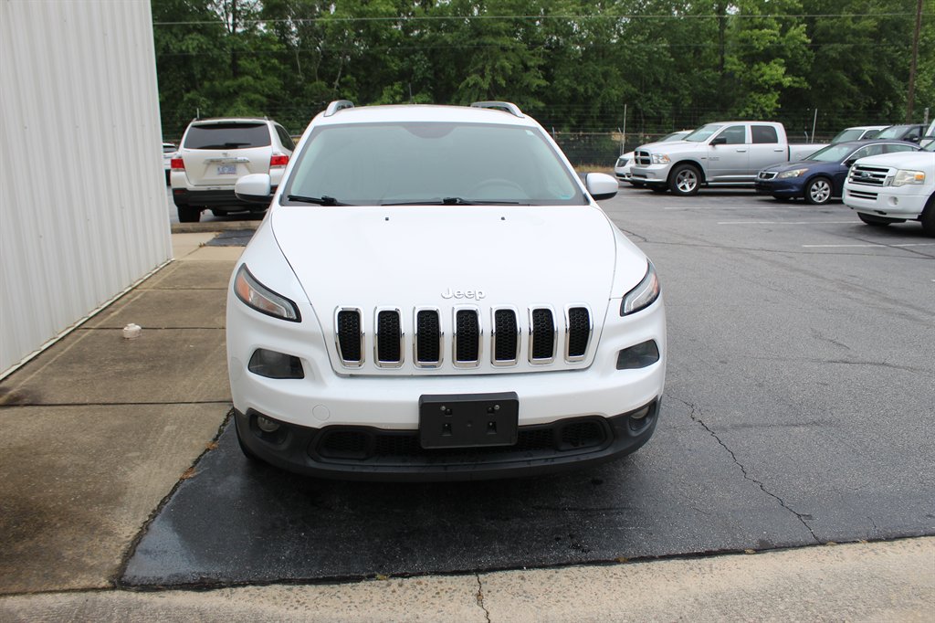2014 Jeep Cherokee - $8,000
