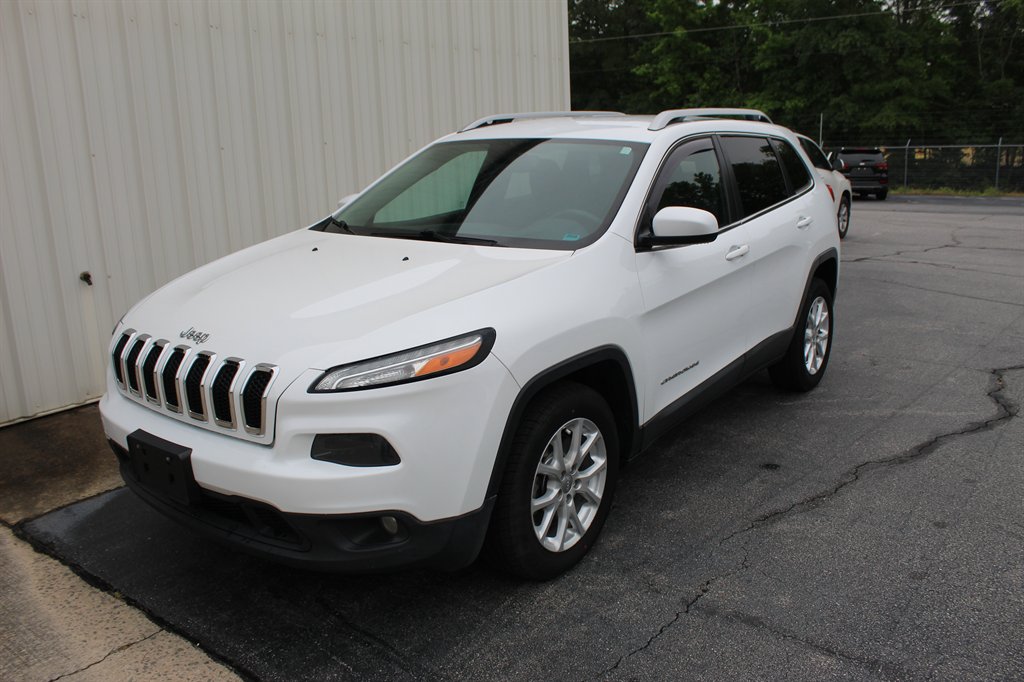 2014 Jeep Cherokee - $8,000