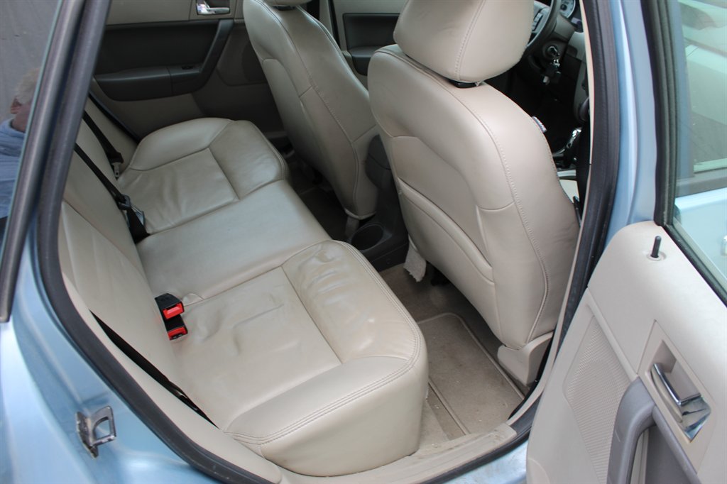 2009 Ford Focus - $4,250