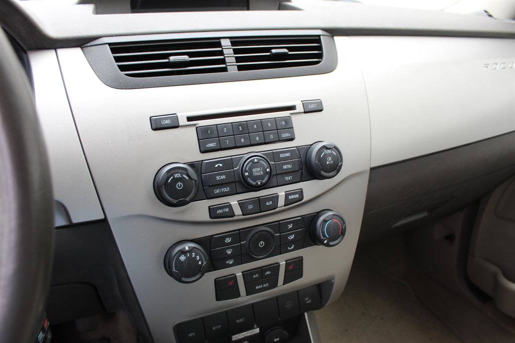 2009 Ford Focus - $4,250