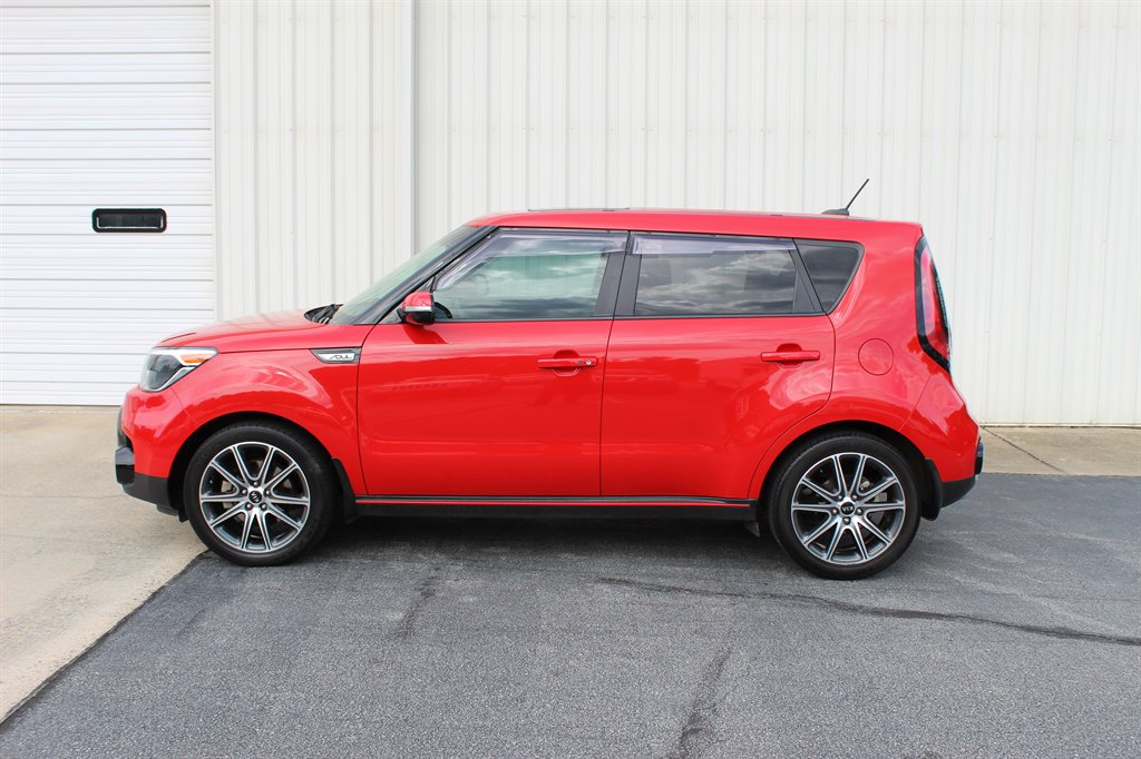 2017 Kia Soul - $10,900
