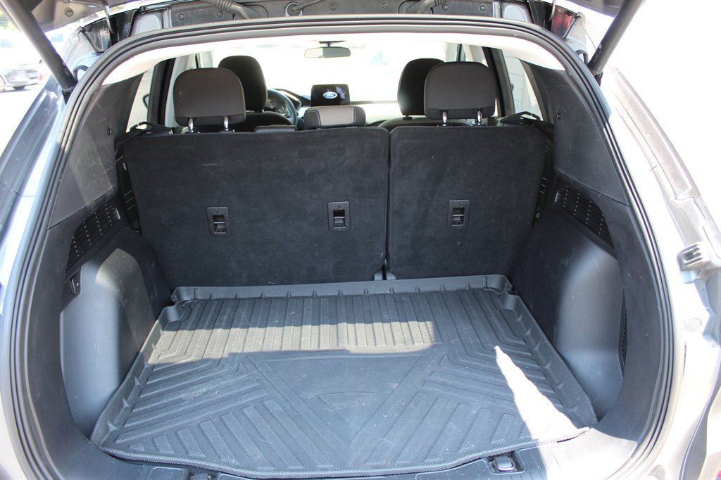 2022 Ford Escape - $19,200