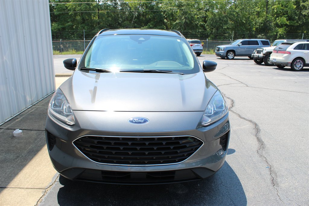 2022 Ford Escape - $19,200