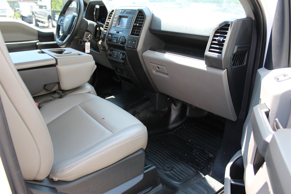 2022 Ford F-550 - $39,500