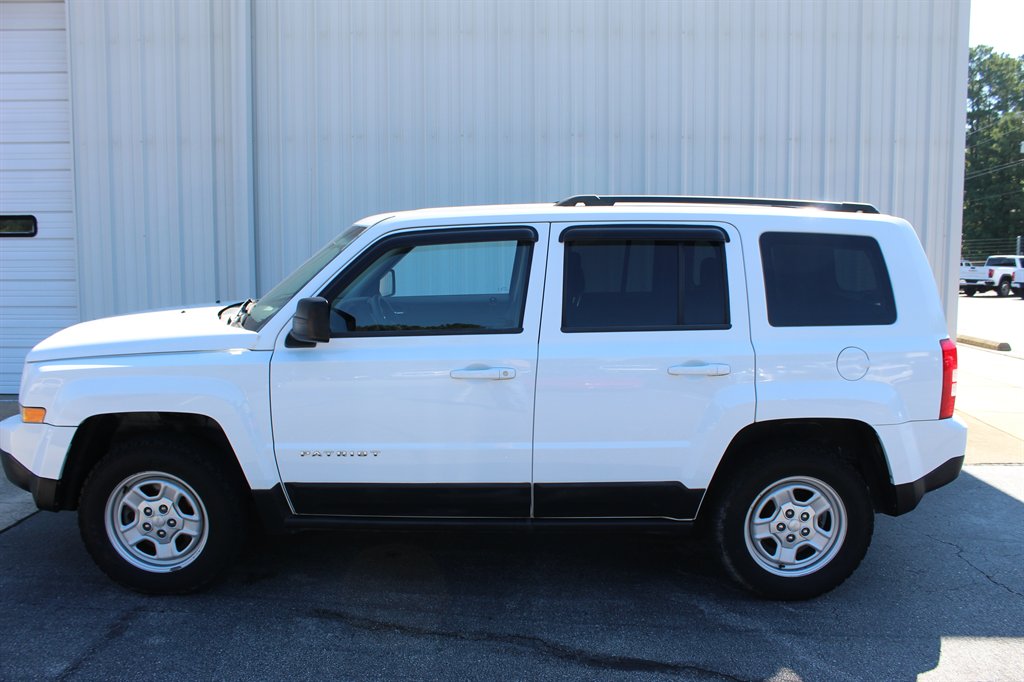 2015 Jeep Patriot - $8,900