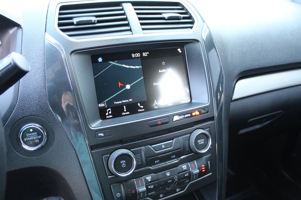 2018 Ford Explorer - $12,000
