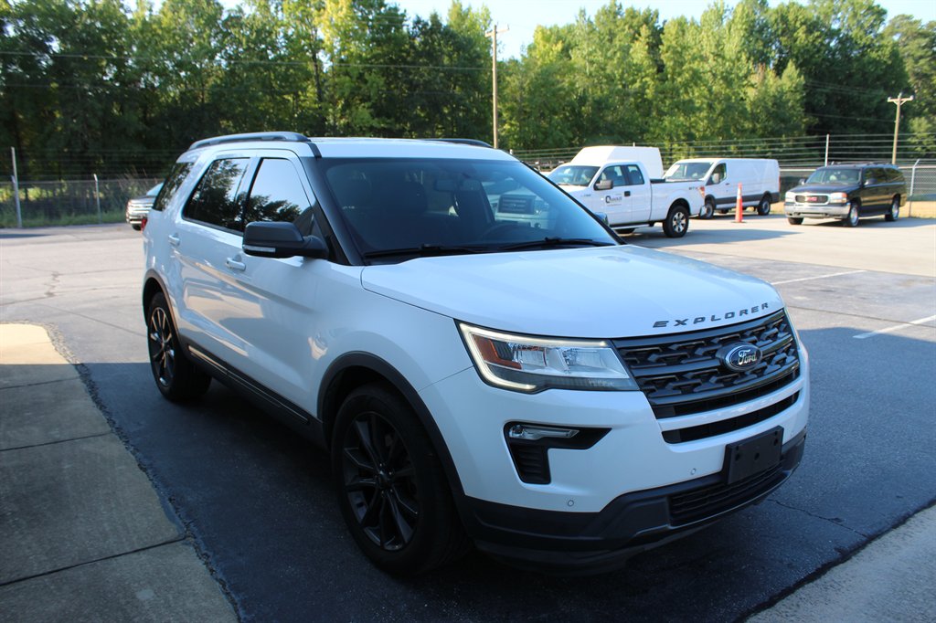 2018 Ford Explorer - $12,000