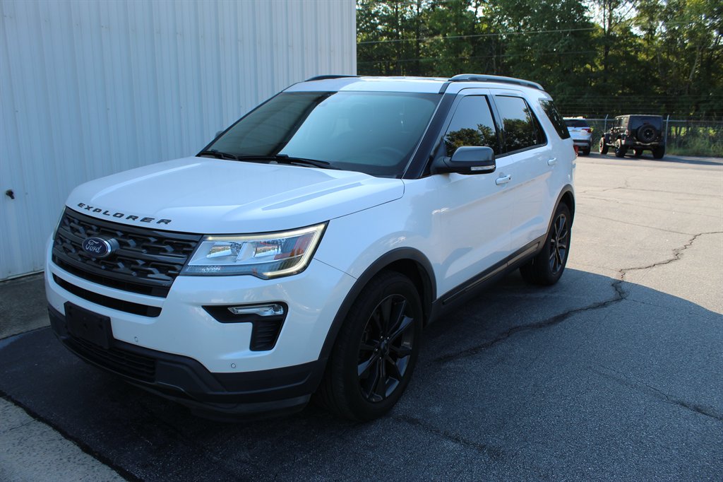 2018 Ford Explorer - $12,000