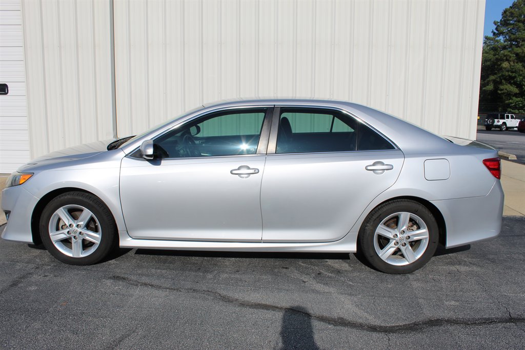 2014 Toyota Camry - $10,500