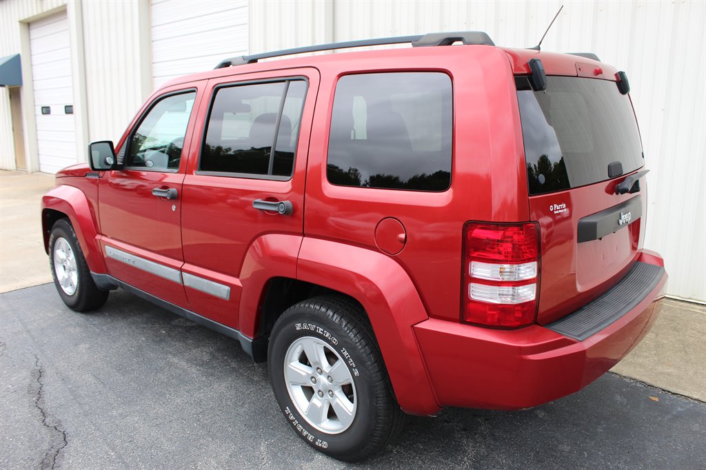 2010 Jeep Liberty - $7,900