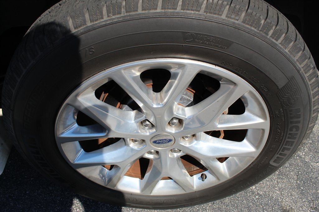 2017 Ford Expedition - $12,000
