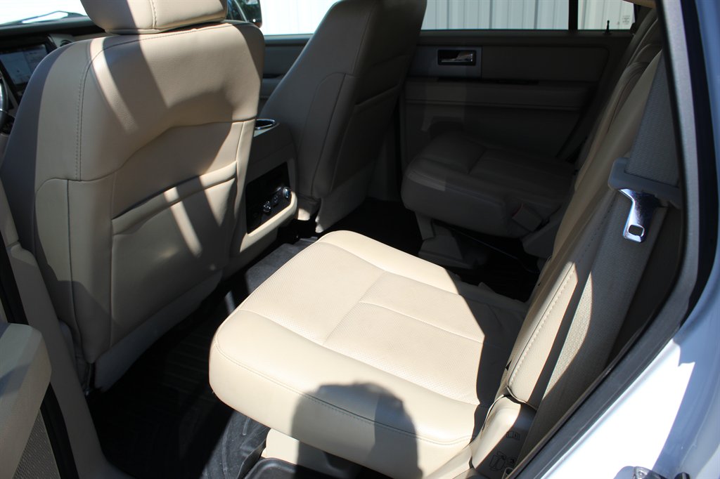 2017 Ford Expedition - $12,000