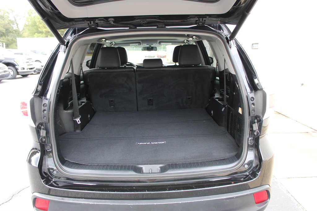 2015 Toyota Highlander - $12,800