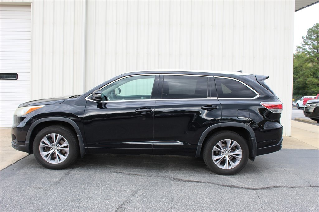 2015 Toyota Highlander - $12,800