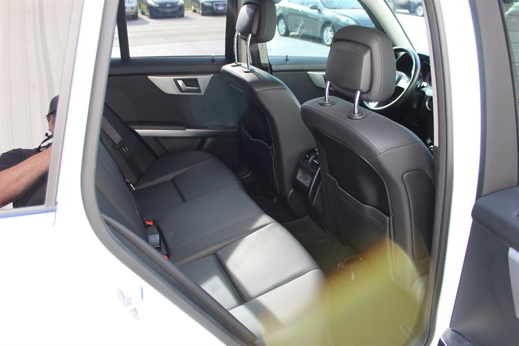 2015 Mercedes-Benz GLK-Class - $12,900