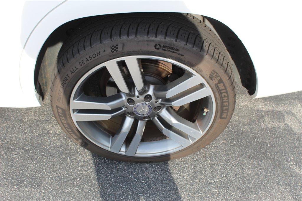 2015 Mercedes-Benz GLK-Class - $12,900