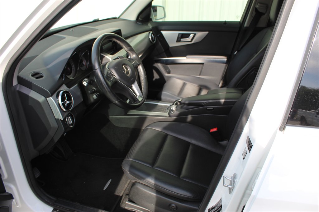 2015 Mercedes-Benz GLK-Class - $12,900