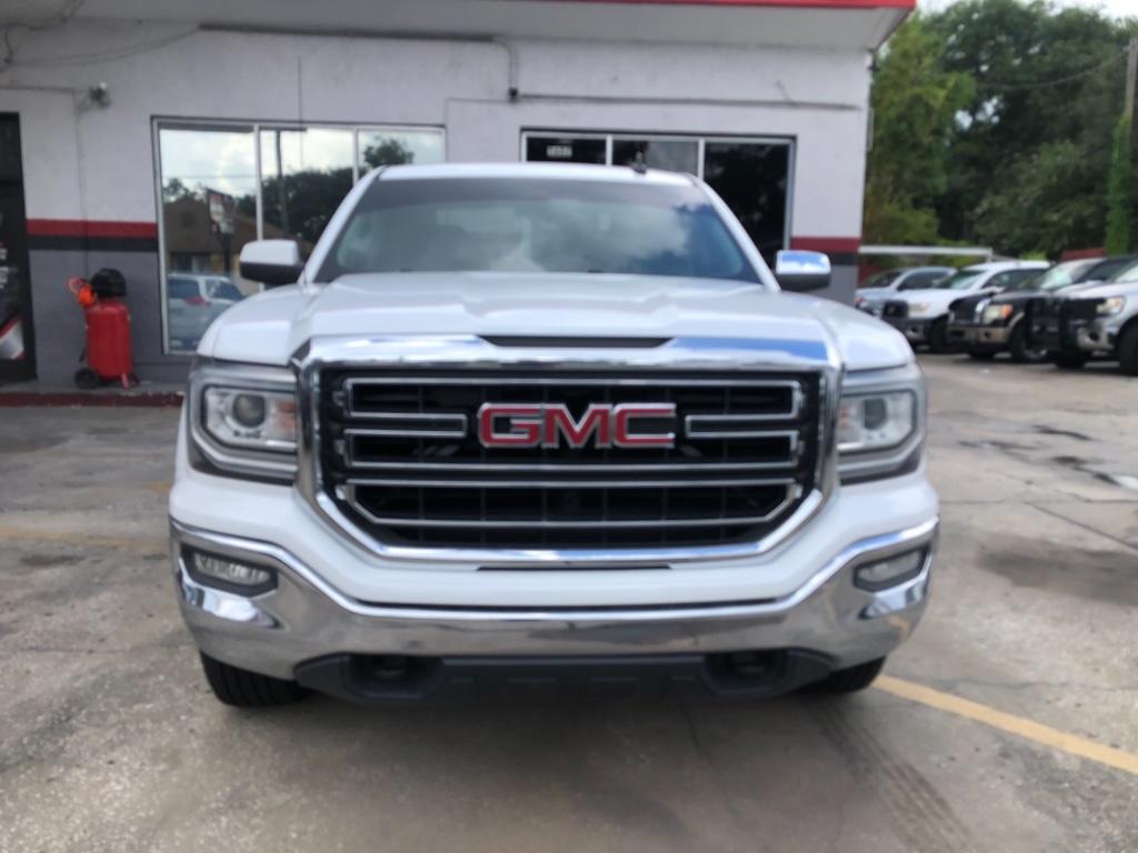 2017 GMC Sierra 1500 SLE photo