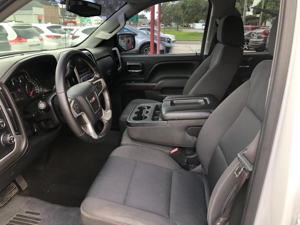 2017 GMC Sierra 1500 SLE photo