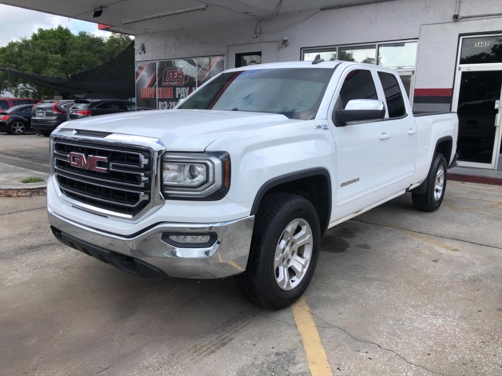 2017 GMC Sierra 1500 SLE photo