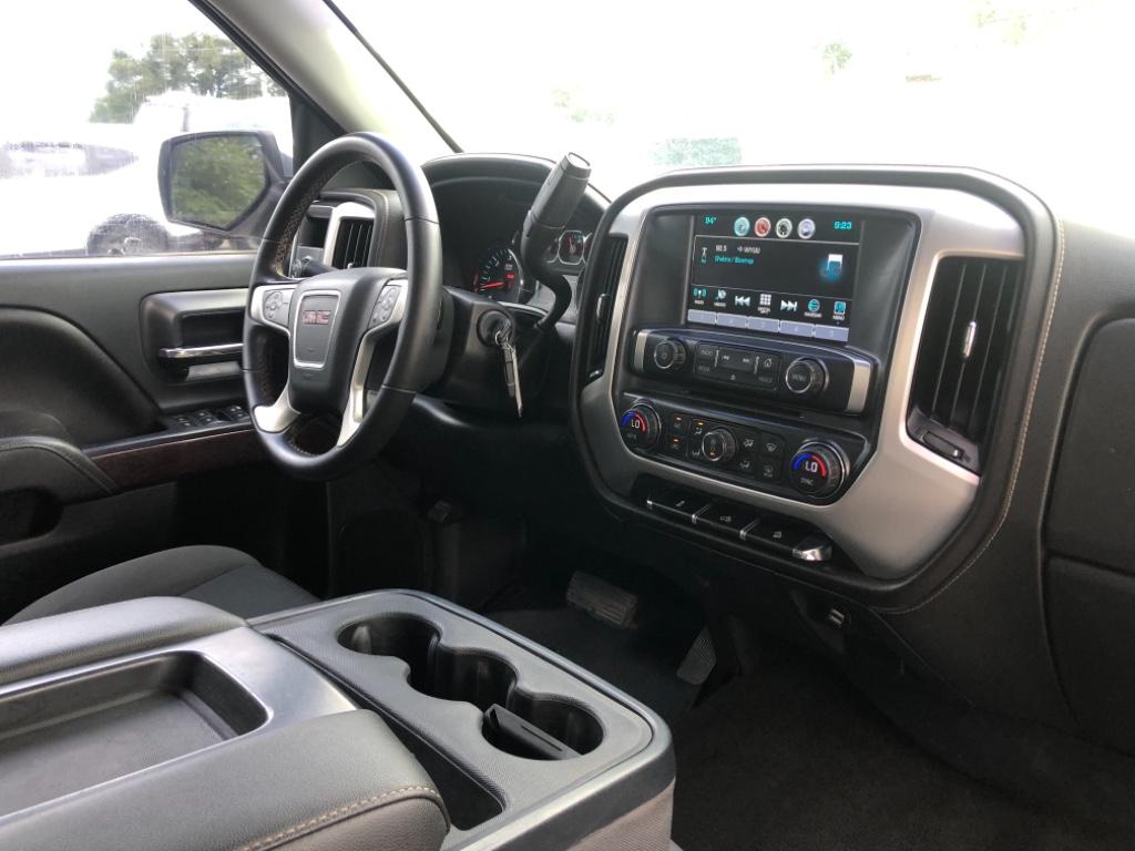 2017 GMC Sierra 1500 SLE photo