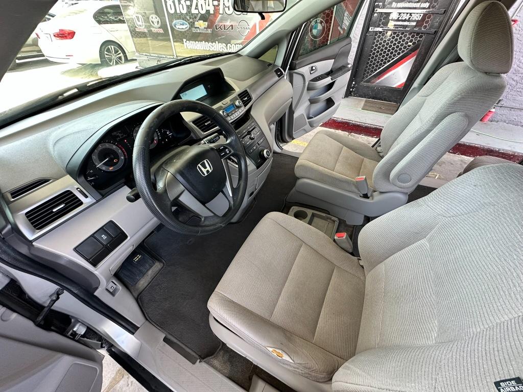 2012 Honda Odyssey LX photo