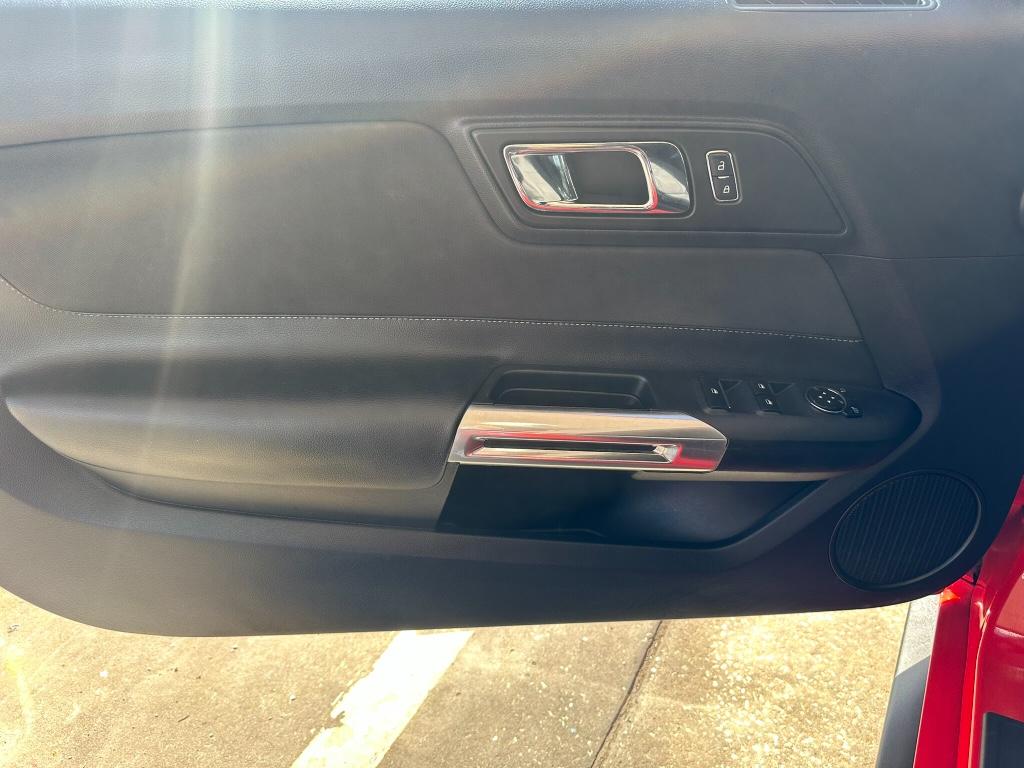 2015 Ford Mustang - $16,900