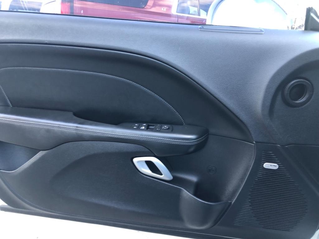 2015 Dodge Challenger - $16,900