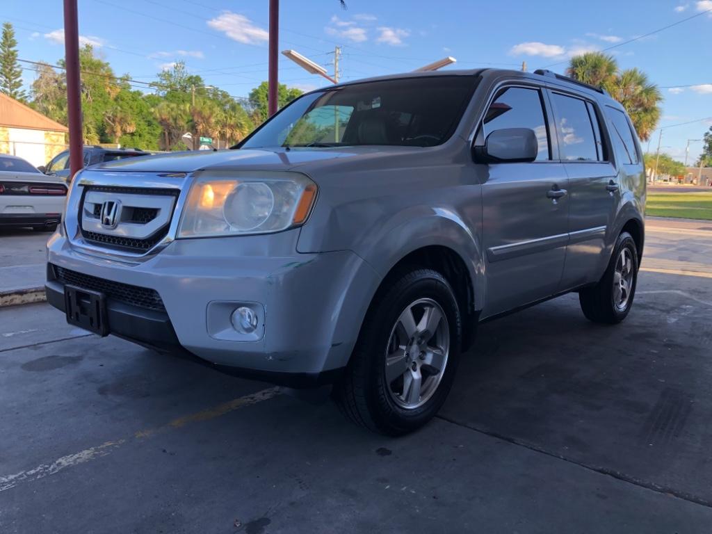2011 Honda Pilot - $10,900