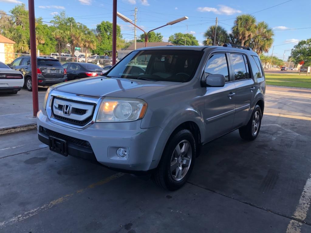 2011 Honda Pilot - $10,900