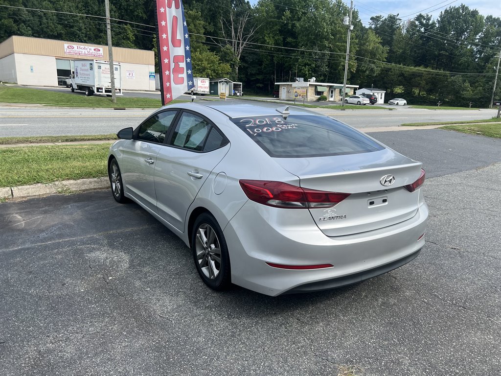 2018 Hyundai Elantra