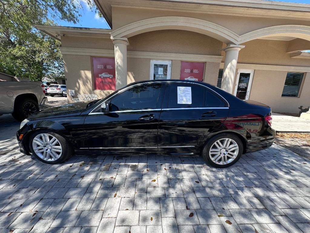 2009 Mercedes-Benz C-Class C300 photo