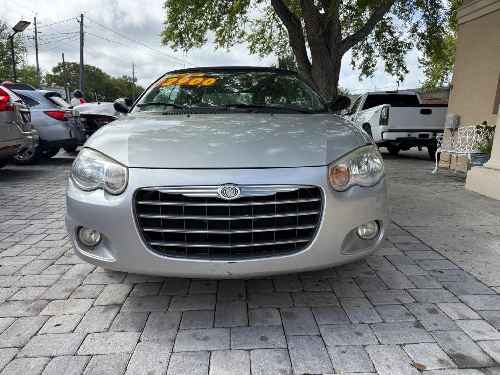 2005 Chrysler Sebring - $2,554
