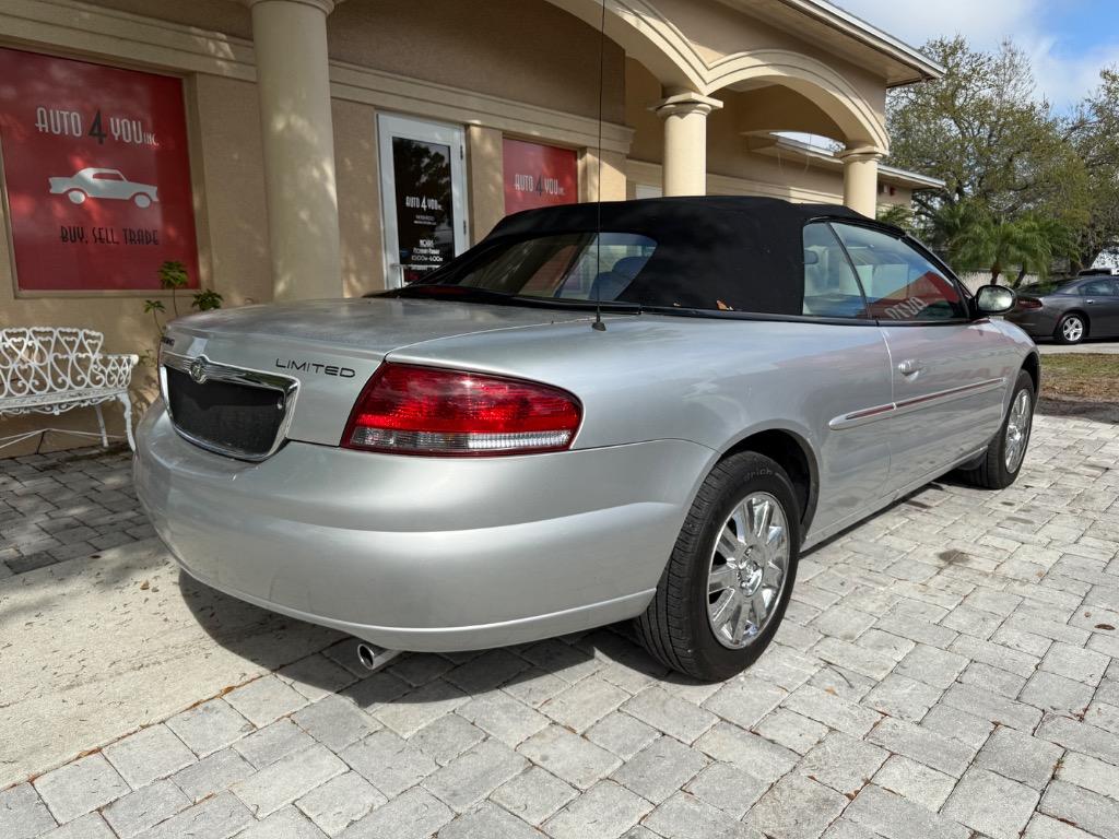 2005 Chrysler Sebring - $2,554