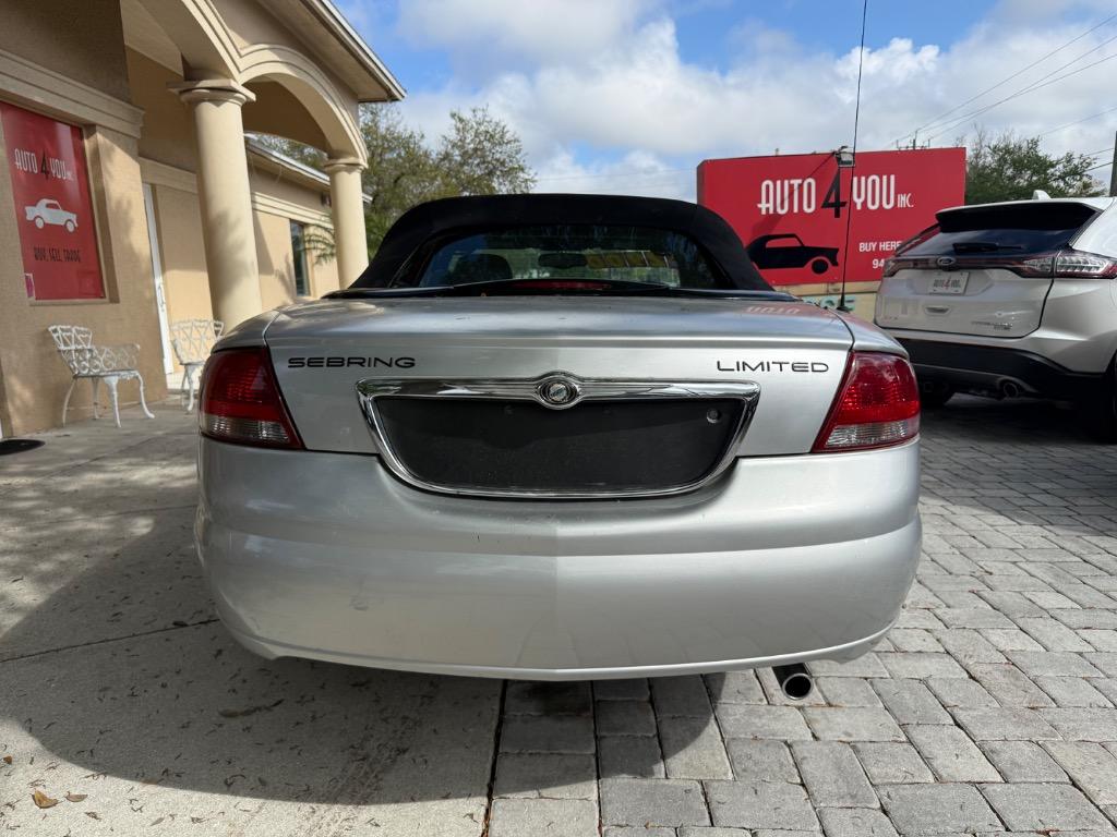 2005 Chrysler Sebring - $2,554