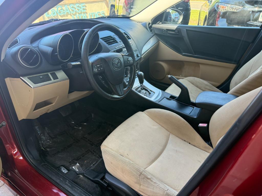 2011 MAZDA MAZDA3 - $2,900