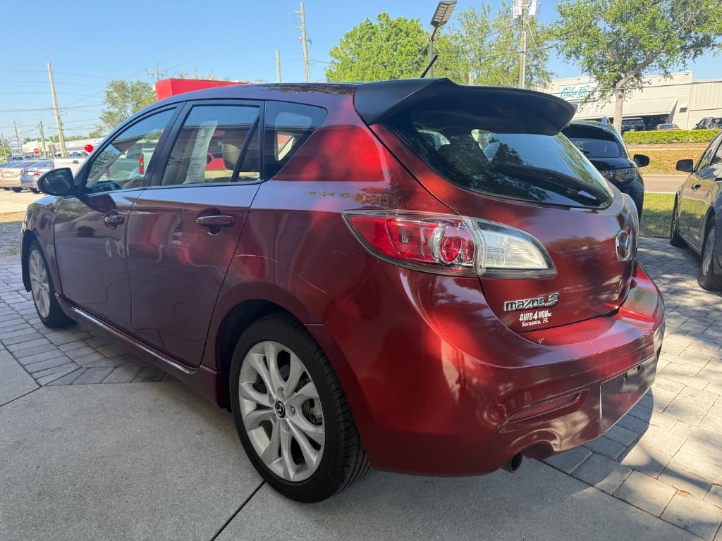 2011 MAZDA MAZDA3 - $2,900