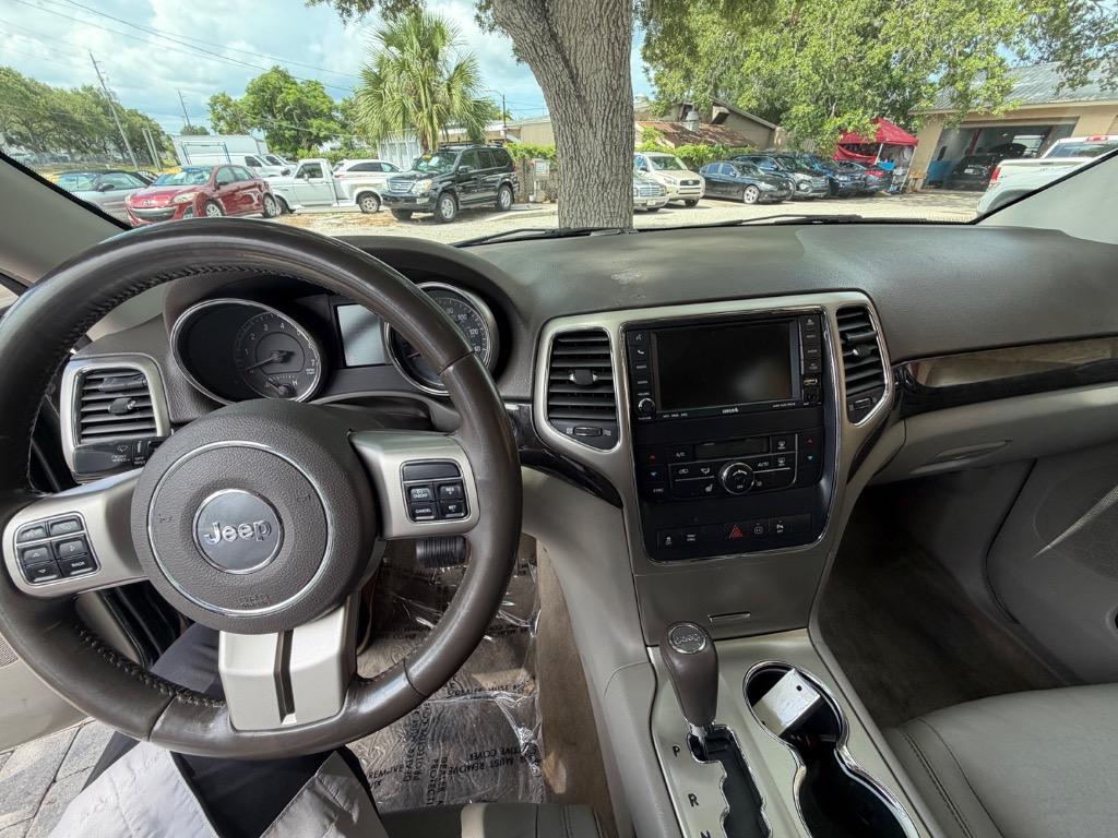 2011 Jeep Cherokee - $1,900