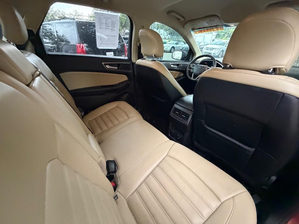 2017 Ford Edge