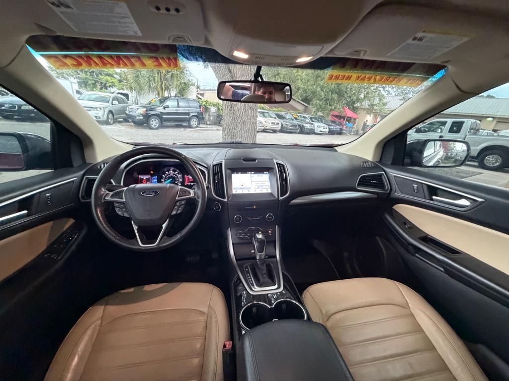 2017 Ford Edge