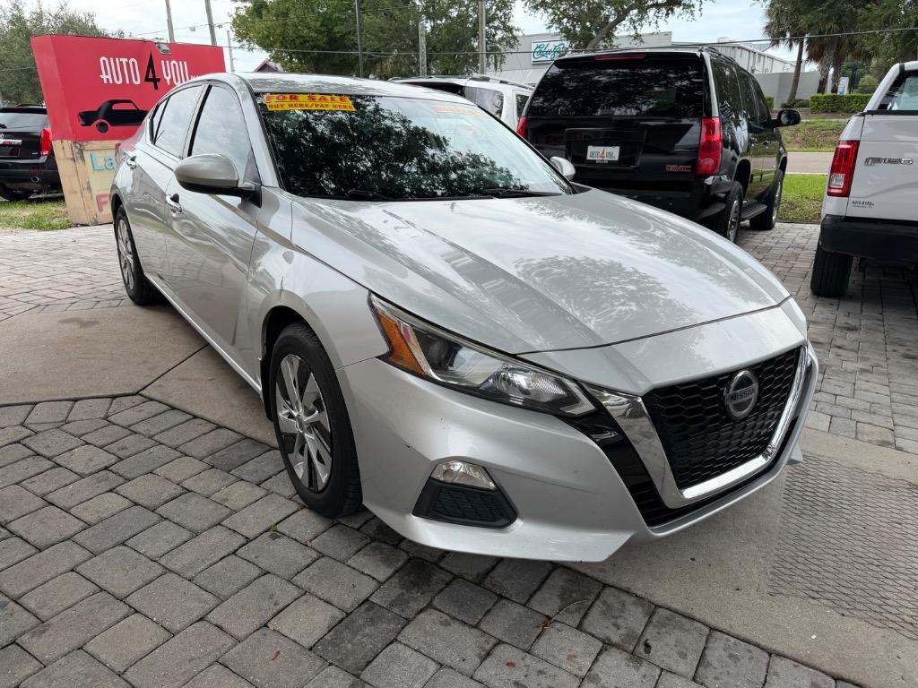 2020 Nissan Altima - $11,954