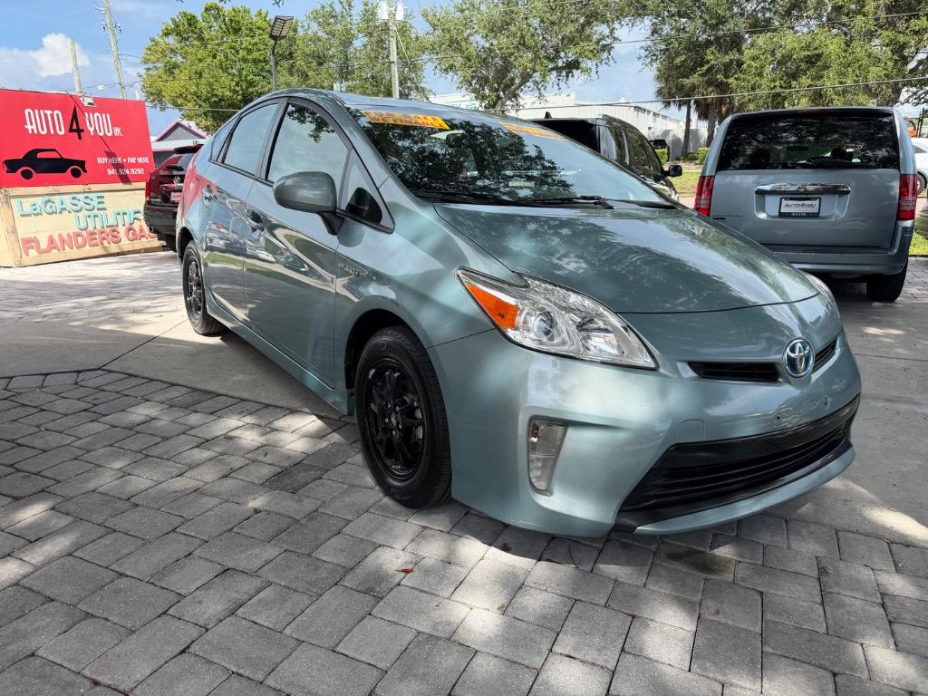 2015 Toyota Prius - $11,953