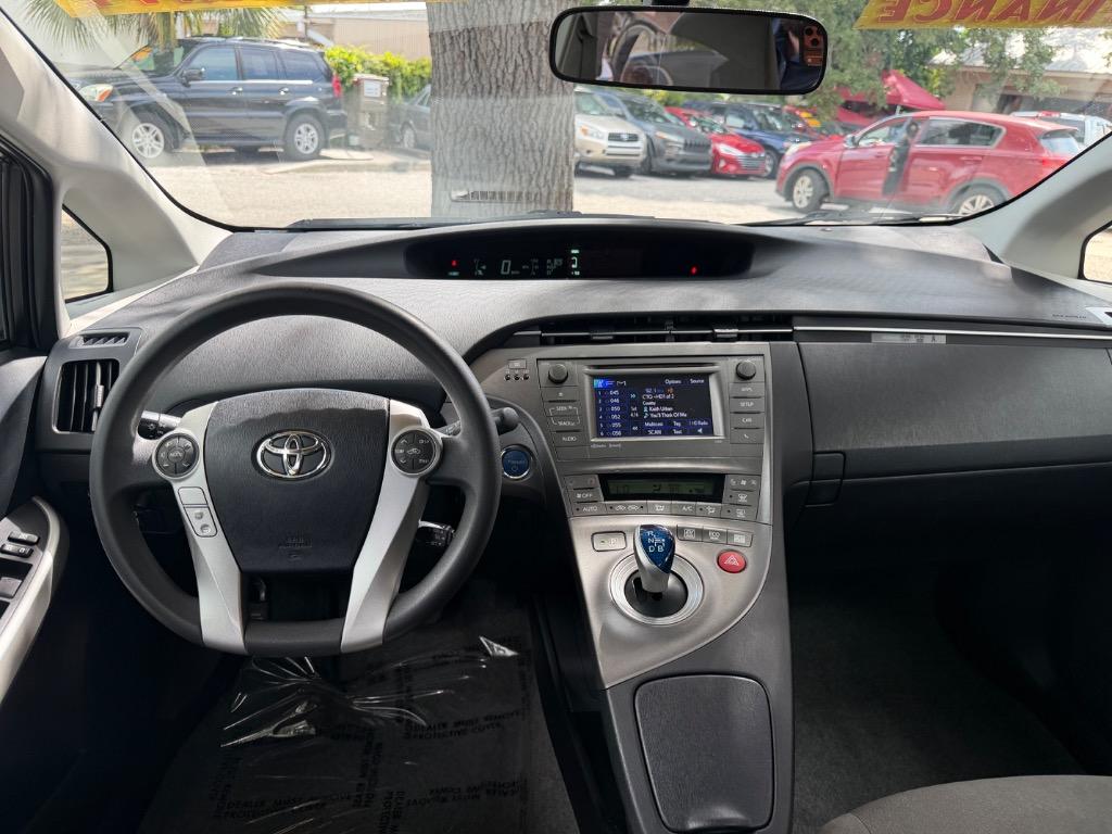 2015 Toyota Prius - $11,953