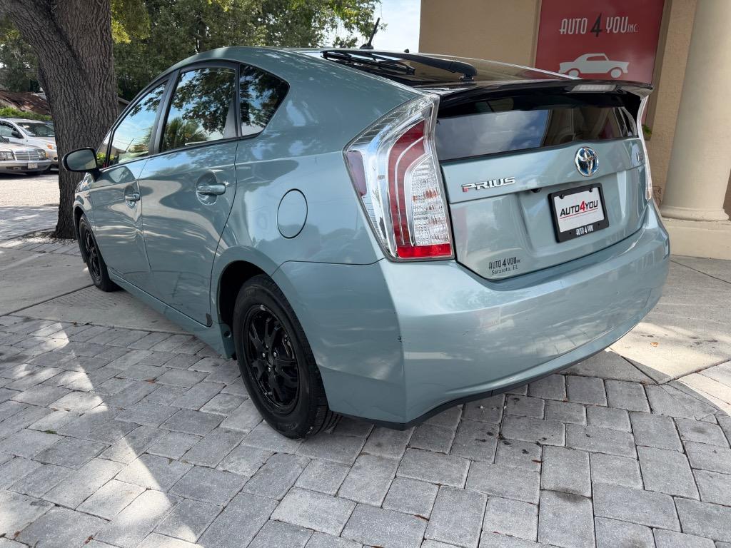 2015 Toyota Prius - $11,953
