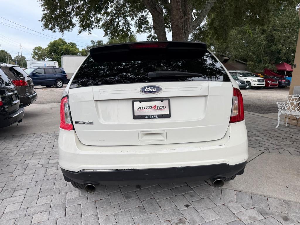 2011 Ford Edge - $1,900