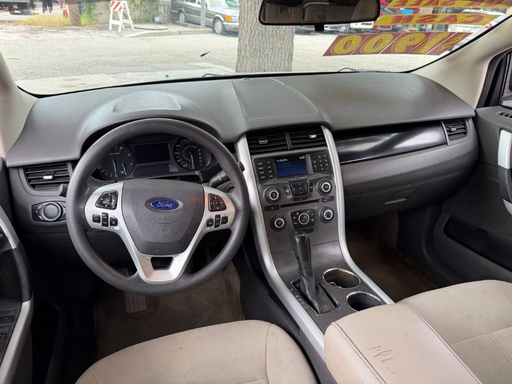 2011 Ford Edge - $1,900