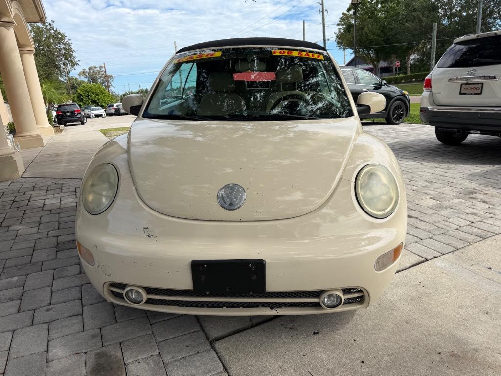 2005 Volkswagen Beetle - $2,954