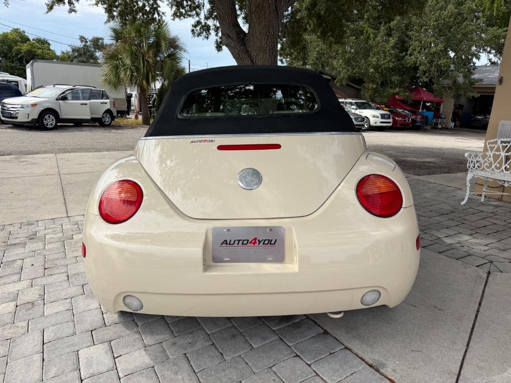 2005 Volkswagen Beetle - $2,954